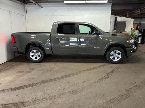 Canyon Lake 2026 RAM 1500 Big Horn/Lone Star