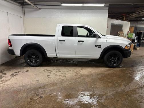 2022 RAM 1500 Classic Warlock Quad Cab 4x4 6'4' Box