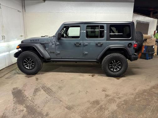 2024 Jeep Wrangler Willys