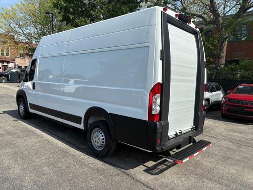 Bright White Clearcoat 2024 RAM ProMaster 3500 High Roof