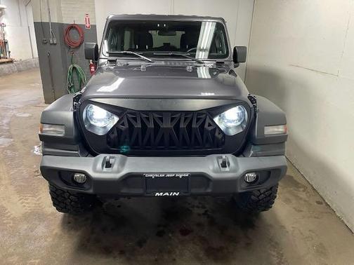 2020 Jeep Wrangler Unlimited Willys 4X4