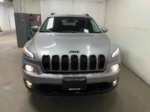 2016 Jeep Cherokee Altitude
