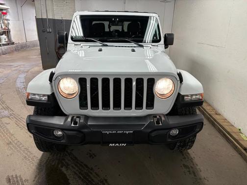 2021 Jeep Gladiator 80th Anniversary 4x4