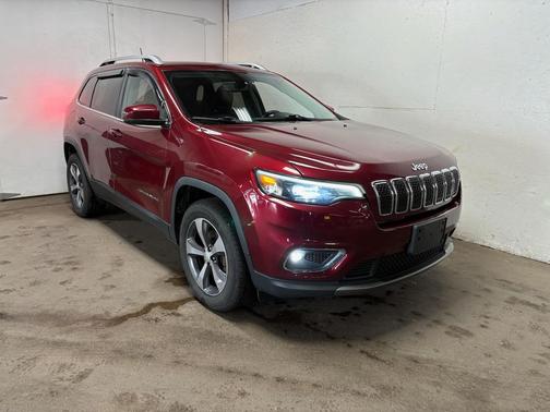 Velvet Red Pearlcoat 2019 Jeep Cherokee Limited