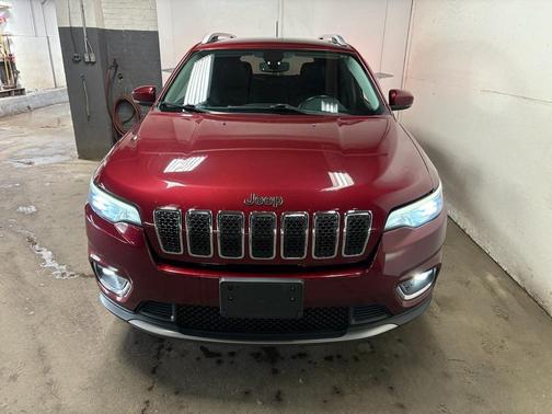Velvet Red Pearlcoat 2019 Jeep Cherokee Limited