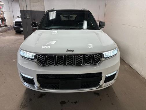2022 Jeep Grand Cherokee L Summit