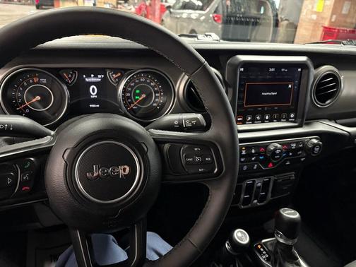 2023 Jeep Gladiator Sport S