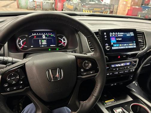 2025 Honda Passport AWD Black