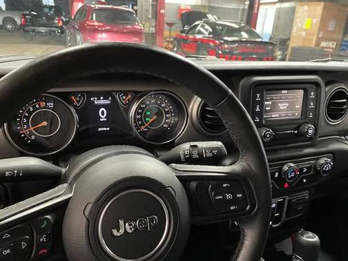 2020 Jeep Wrangler Unlimited Willys 4X4