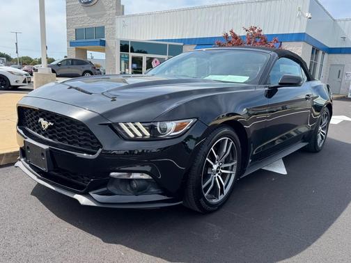 2017 Ford Mustang EcoBoost Premium