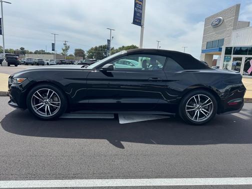 2017 Ford Mustang EcoBoost Premium