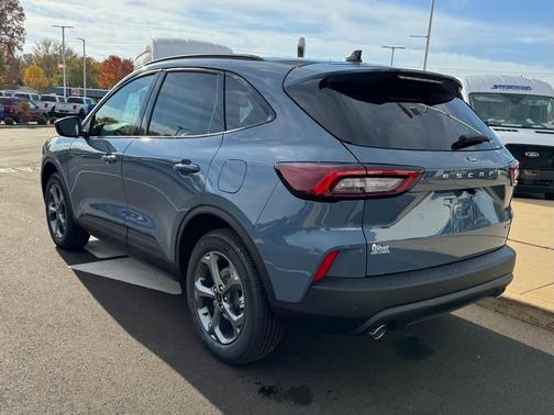 2026 Ford Escape ST-Line Select
