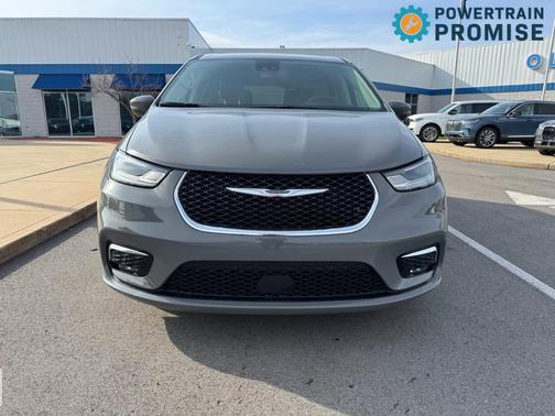 Ceramic Gray Clearcoat 2023 Chrysler Pacifica Touring L