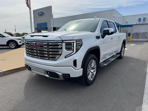 White Frost Tricoat 2022 GMC Sierra 1500 Denali