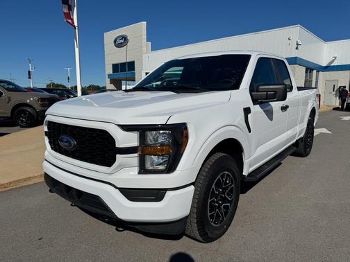 Oxford White 2023 Ford F-150 XL