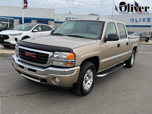 2005 GMC Sierra 1500 SLT Crew Cab