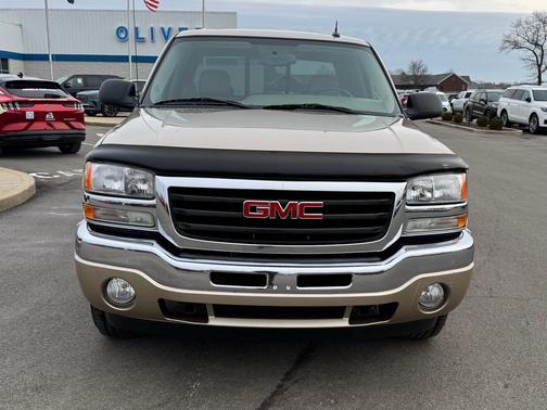 2005 GMC Sierra 1500 SLT Crew Cab
