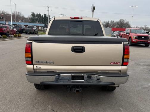 2005 GMC Sierra 1500 SLT Crew Cab