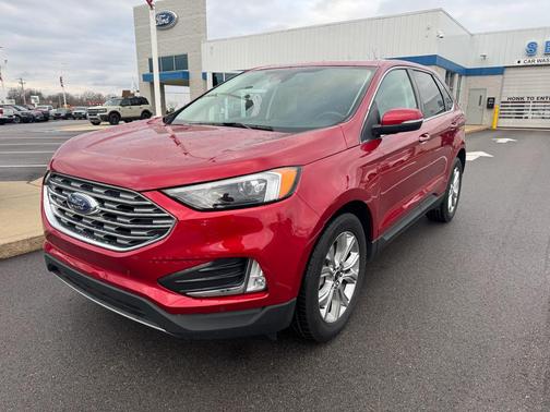 Rapid Red Metallic Tinted Clearcoat 2024 Ford Edge Titanium
