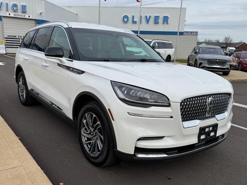 2023 Lincoln Aviator Standard AWD