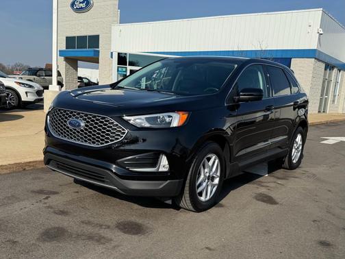 Agate Black Metallic 2023 Ford Edge SEL