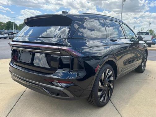 2025 Lincoln Nautilus Reserve