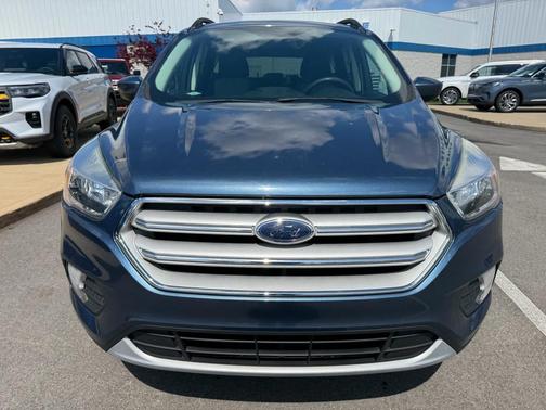 Blue Metallic 2018 Ford Escape SE