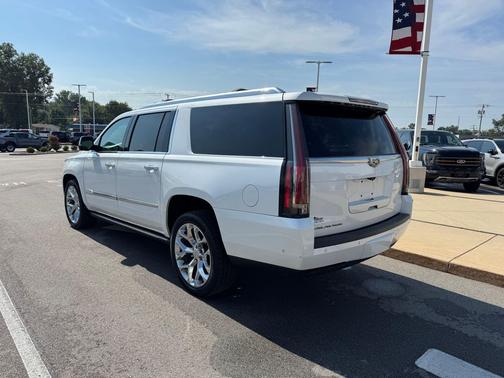 Crystal White Tricoat 2018 Cadillac Escalade ESV Platinum