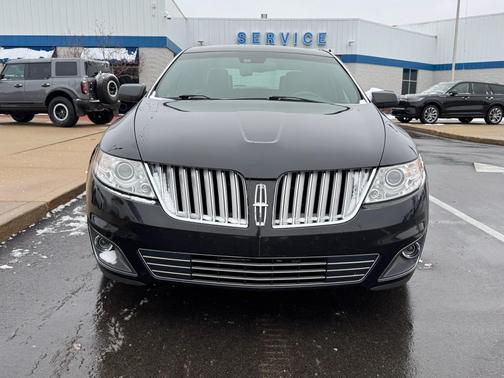 2011 Lincoln MKS Base