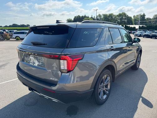 Carbonized Gray Metallic 2026 Ford Explorer Active