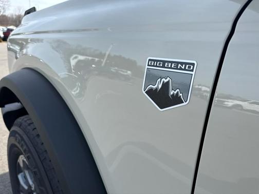 Desert Sand 2026 Ford Bronco Big Bend