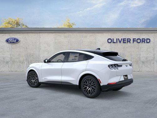 Star White Metallic Tri-Coat 2026 Ford Mustang Mach-E Premium