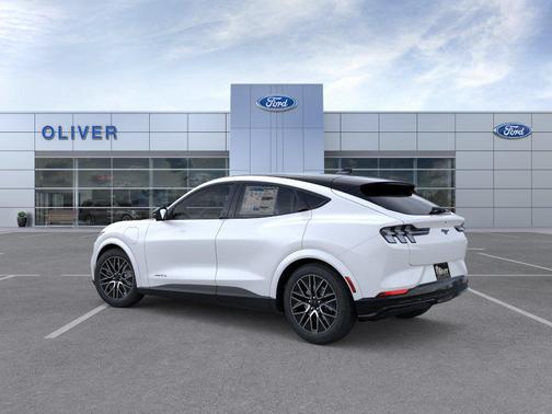 Star White Metallic Tri-Coat 2026 Ford Mustang Mach-E Premium