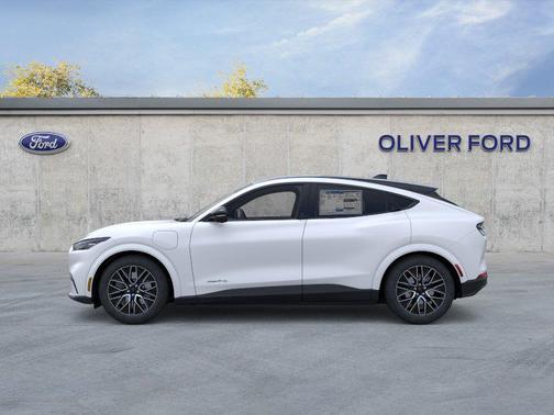 Star White Metallic Tri-Coat 2026 Ford Mustang Mach-E Premium