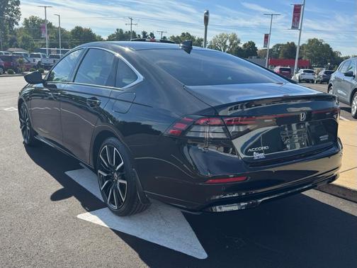 2025 Honda Accord Hybrid Touring