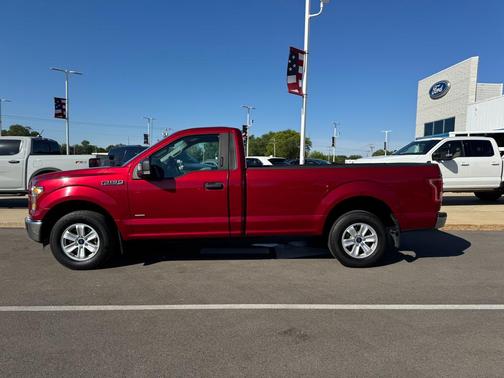 Ruby Red Metallic Tinted Clearcoat 2016 Ford F-150 XLT
