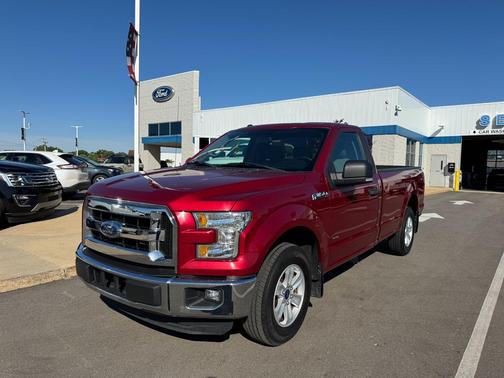 Ruby Red Metallic Tinted Clearcoat 2016 Ford F-150 XLT