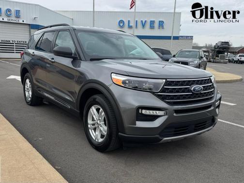 Carbonized Gray Metallic 2022 Ford Explorer XLT