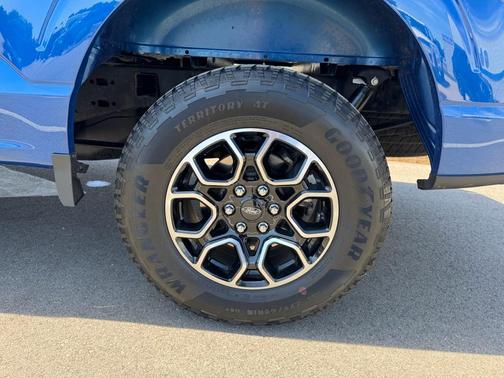 Atlas Blue Metallic 2022 Ford F-150 XLT