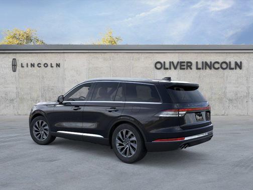 Infinite Black Metallic Clearcoat 2026 Lincoln Aviator Premiere