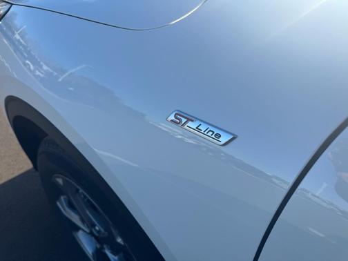 2026 Ford Escape ST-Line Select