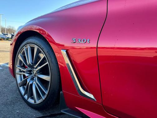 2017 INFINITI Q60 3.0t Red Sport 400