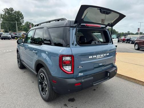 Azure Gray Metallic Tri-Coat 2026 Ford Bronco Sport Outer Banks