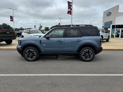 Azure Gray Metallic Tri-Coat 2026 Ford Bronco Sport Outer Banks