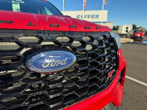 2025 Ford Explorer ST