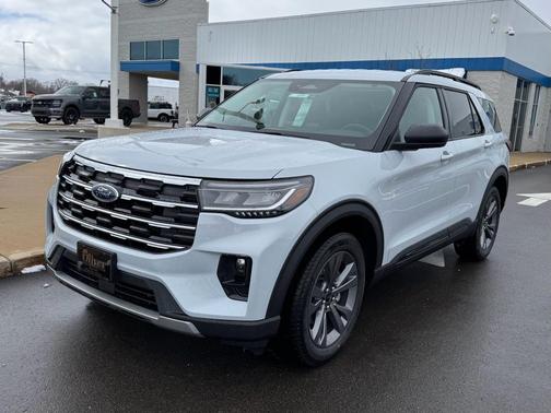 2026 Ford Explorer Active w/200A Pkg