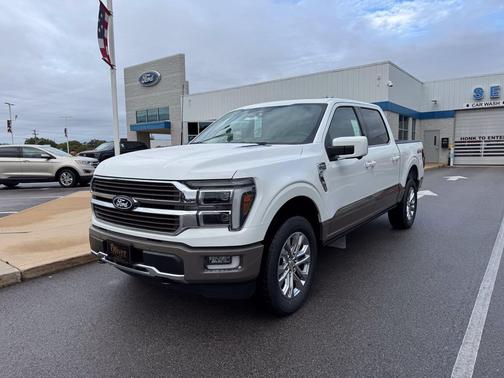 Star White Metallic Tri-Coat 2026 Ford F-150 King Ranch
