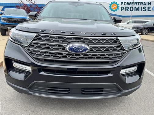 Agate Black Metallic 2023 Ford Explorer XLT