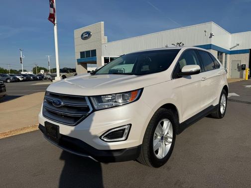 White Platinum Metallic Tri-Coat 2016 Ford Edge SEL