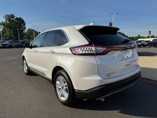 White Platinum Metallic Tri-Coat 2016 Ford Edge SEL